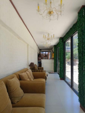 Гостиница Wendy's Apartelle  Малай